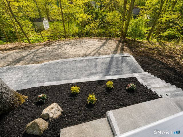 3 Orchard Drive, Danbury, CT 06811