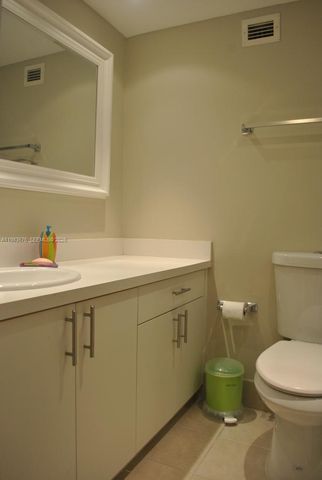 6039 Collins Ave 1006, Miami Beach, FL 33140