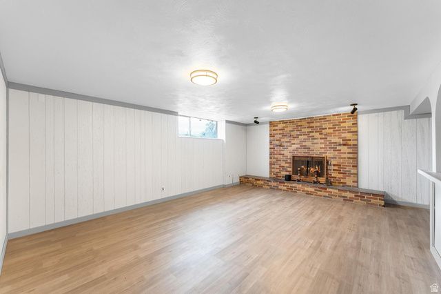 1123 E SEGO LILY DR, White City, UT 84094