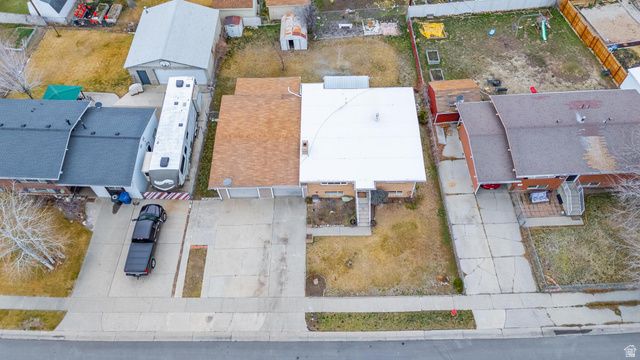 1123 E SEGO LILY DR, White City, UT 84094