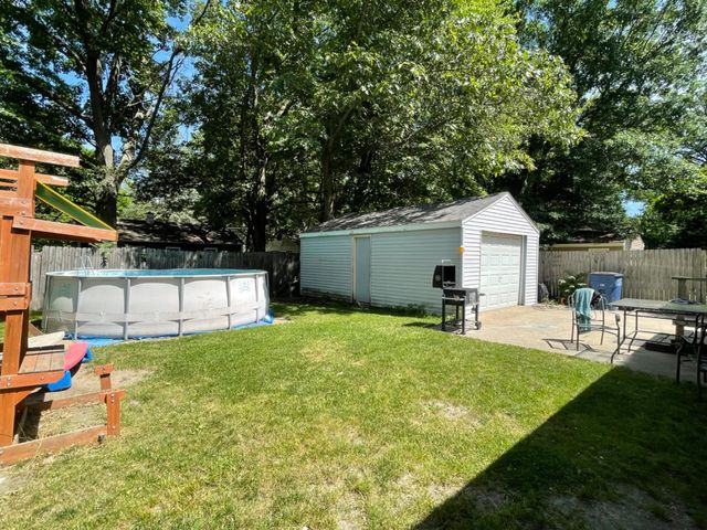 610 Davidson Avenue, Michigan City, IN 46360