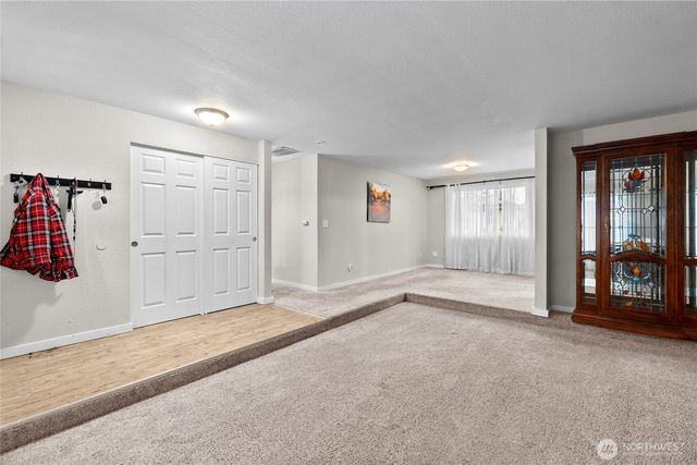 8311 Hawksridge Drive SE, Olympia, WA 98513