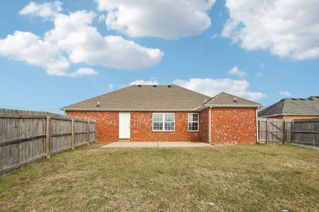 7018 Mudshark Pl, Smyrna, TN 37167