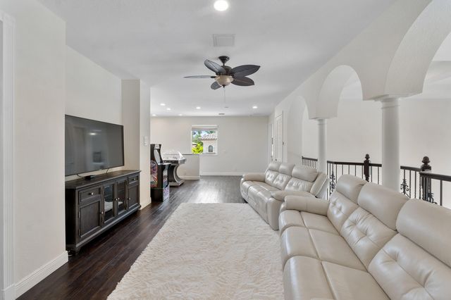 7169 NW 127th Way, Parkland, FL 33076