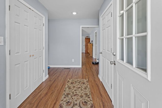 222 W 2nd Ave, Hohenwald, TN 38462