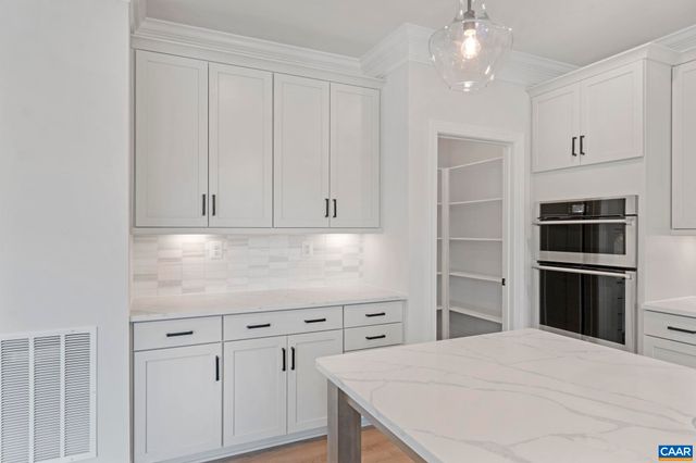 19F FARROW COVE, Charlottesville, VA 22901