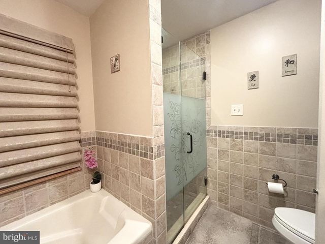 2125 ROBIN DR, Warrington, PA 18976