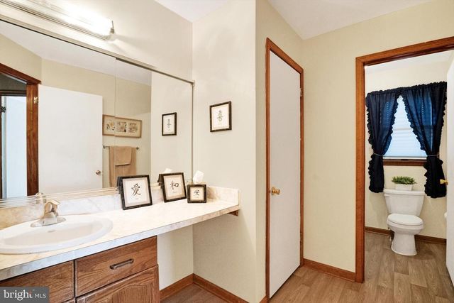 2125 ROBIN DR, Warrington, PA 18976