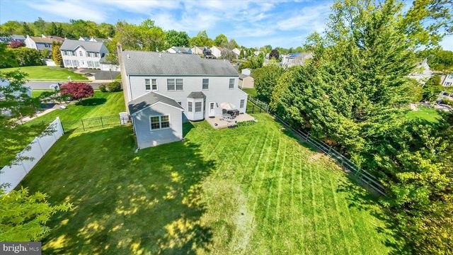 2125 ROBIN DR, Warrington, PA 18976