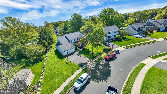 2125 ROBIN DR, Warrington, PA 18976