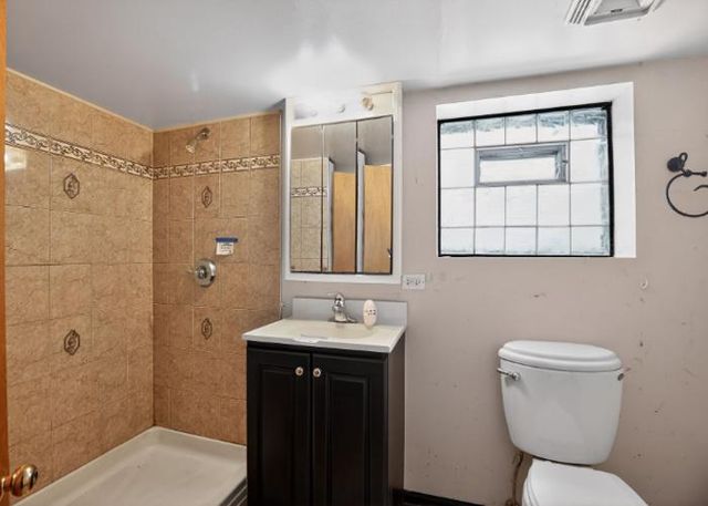 1917 S 9th Avenue, Maywood, IL 60153