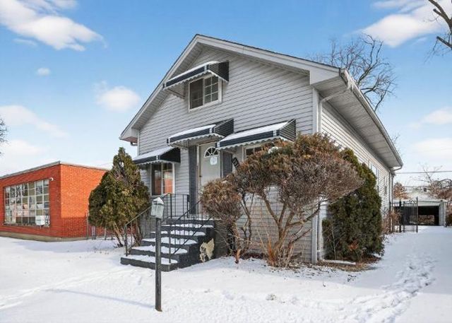 1917 S 9th Avenue, Maywood, IL 60153