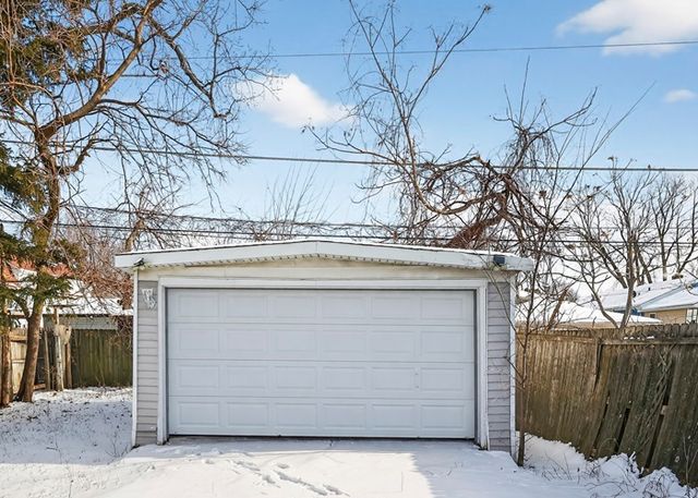 1917 S 9th Avenue, Maywood, IL 60153