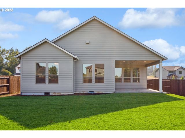 148 E 24th Ave, La Center, WA 98629