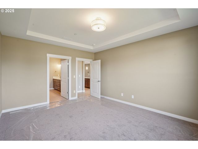 148 E 24th Ave, La Center, WA 98629