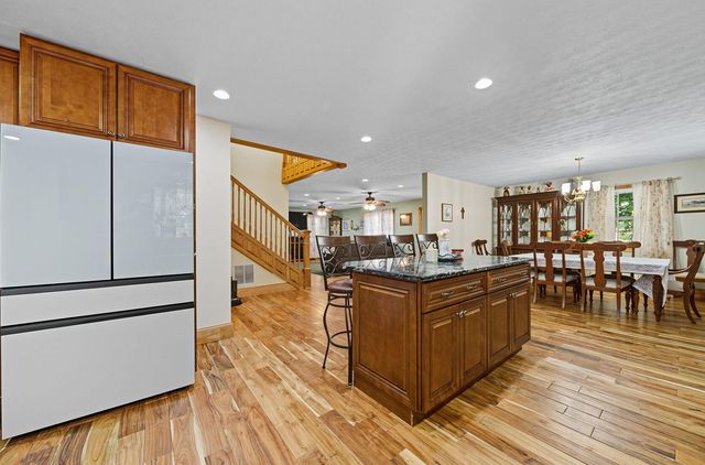 4651 E National Road, Springfield, OH 45505