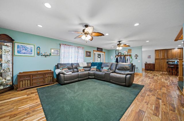 4651 E National Road, Springfield, OH 45505