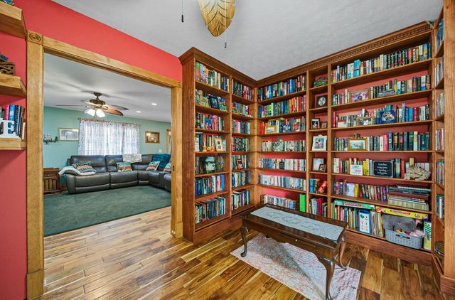 4651 E National Road, Springfield, OH 45505