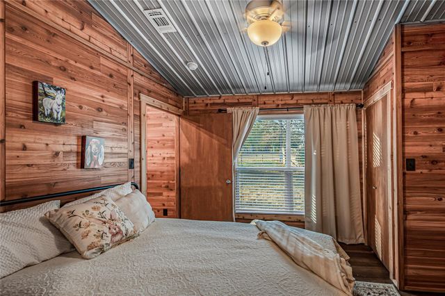 515 Lakeview Lane, Somerville, TX 77879