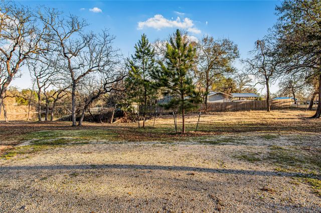 515 Lakeview Lane, Somerville, TX 77879