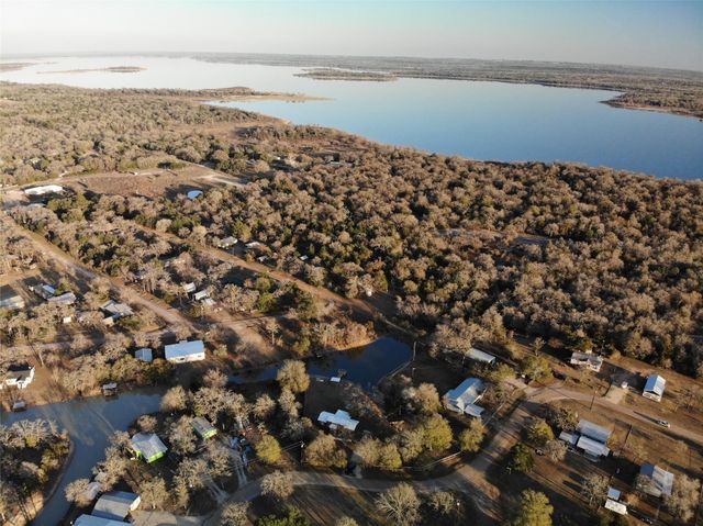 515 Lakeview Lane, Somerville, TX 77879