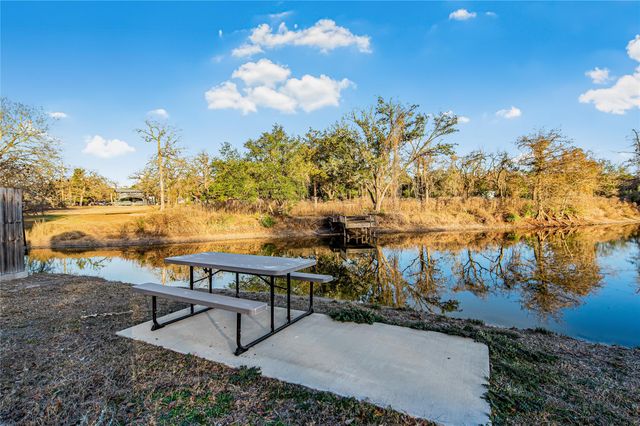 515 Lakeview Lane, Somerville, TX 77879