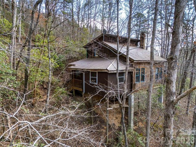 275 Conard Circle, Bryson City, NC 28713