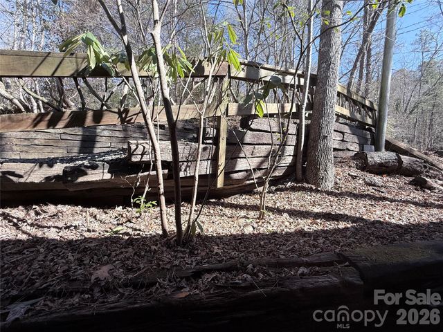 275 Conard Circle, Bryson City, NC 28713
