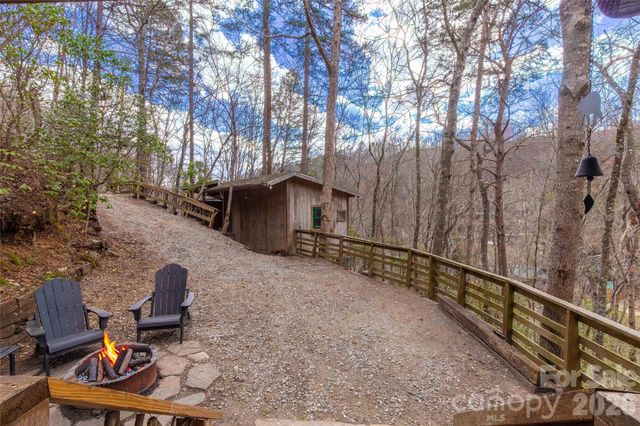275 Conard Circle, Bryson City, NC 28713