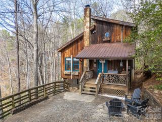 275 Conard Circle, Bryson City, NC 28713