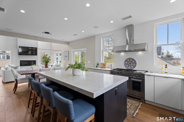 2 Old South Cove Road, Old Saybrook, CT 06475