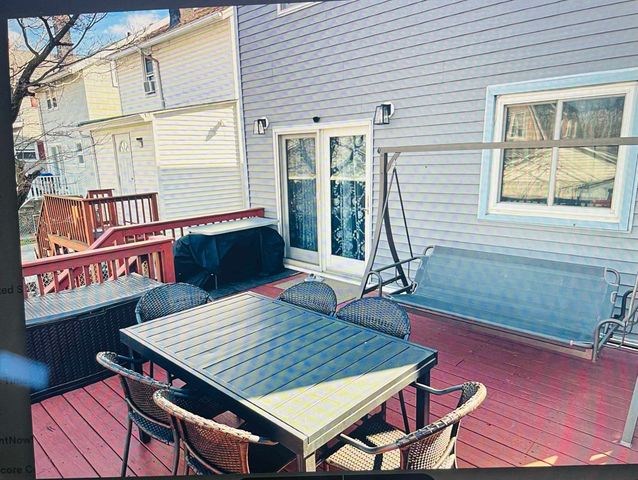 127 WEST 55TH ST, Bayonne, NJ 07002