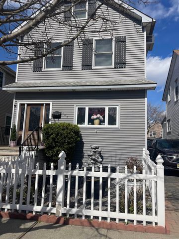 127 WEST 55TH ST, Bayonne, NJ 07002