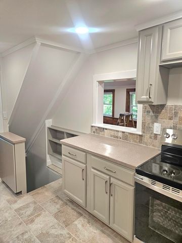 1115 Old Connecticut Path, Framingham, MA 01701