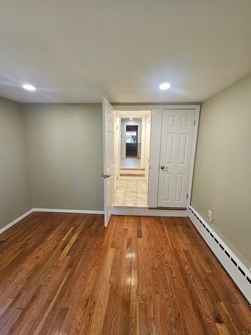 1115 Old Connecticut Path, Framingham, MA 01701