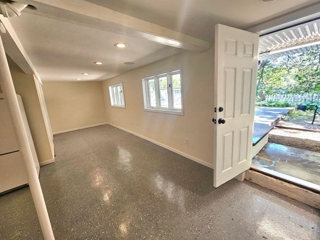 1115 Old Connecticut Path, Framingham, MA 01701