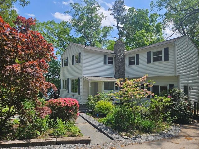 1115 Old Connecticut Path, Framingham, MA 01701