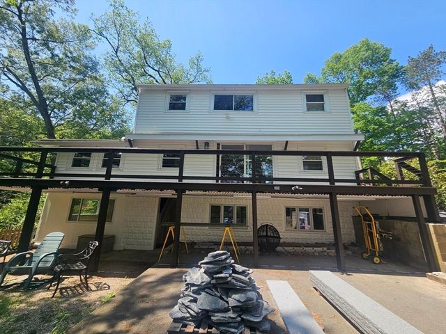 1115 Old Connecticut Path, Framingham, MA 01701