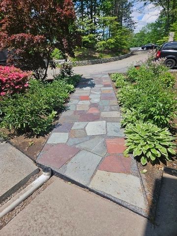 1115 Old Connecticut Path, Framingham, MA 01701