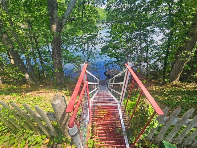 1115 Old Connecticut Path, Framingham, MA 01701