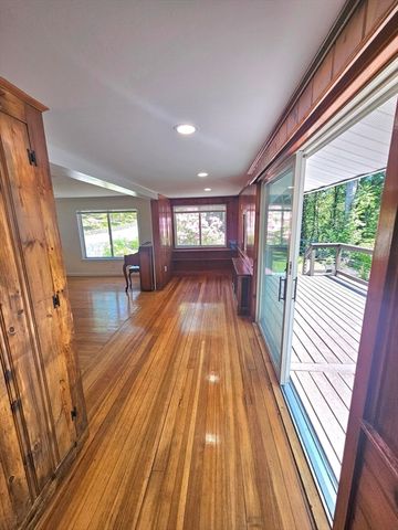 1115 Old Connecticut Path, Framingham, MA 01701
