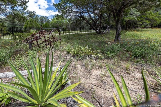 154 Linda Dr, Canyon Lake, TX 78133