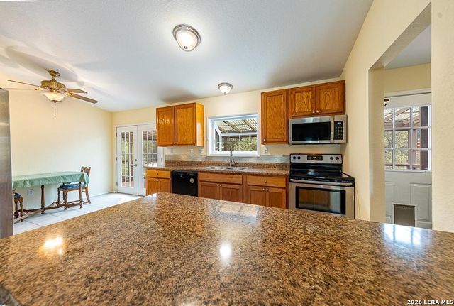154 Linda Dr, Canyon Lake, TX 78133