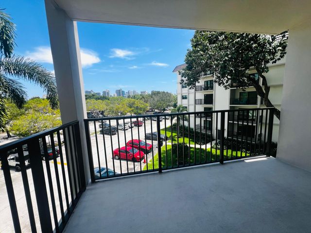 1000 River Reach Drive 320, Fort Lauderdale, FL 33315