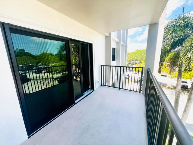 1000 River Reach Drive 320, Fort Lauderdale, FL 33315