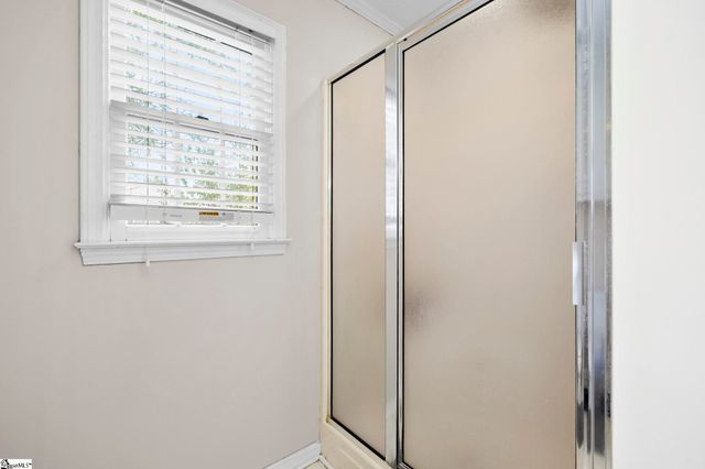 100 Tearose Lane, Simpsonville, SC 29681