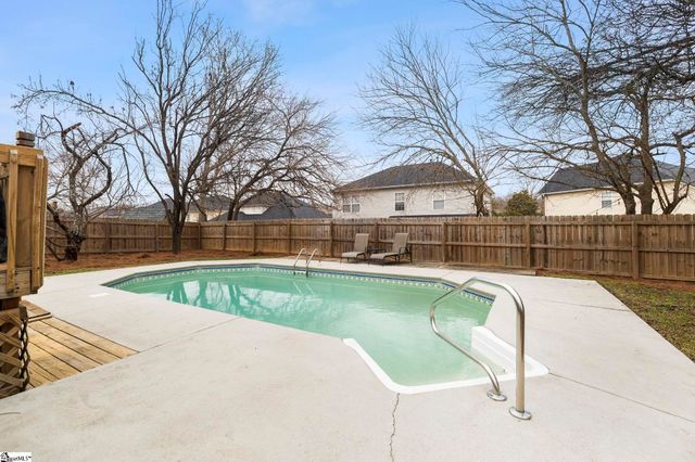 100 Tearose Lane, Simpsonville, SC 29681