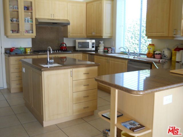 6 Thatcher Court, Rancho Mirage, CA 92270