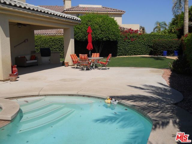 6 Thatcher Court, Rancho Mirage, CA 92270