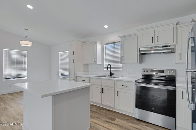 119 N 88TH Place, Mesa, AZ 85207